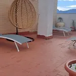 Romero Valencia Apartman *