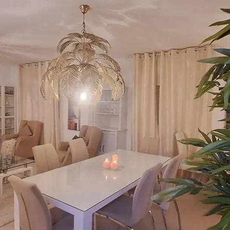 Romero Valencia Apartman *